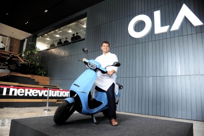 Ola Starts Delivery Of The E-scooter “s1” Ola Starts Delivery Of The E-scooter “s1”-TeluguStop.com