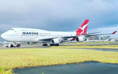  Qantas Gears Up For Soaring Christmas Deliveries Demand-TeluguStop.com