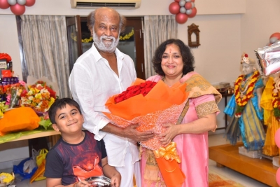  Rajinikanth Thanked Pm Modi And Tn Cm Stalin To Send Birthday Wishes-TeluguStop.com