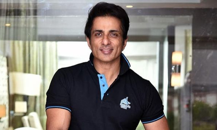  Sonusood Has Received A Second Notice From Brihanmumbai Muncipal Corporation Det-TeluguStop.com