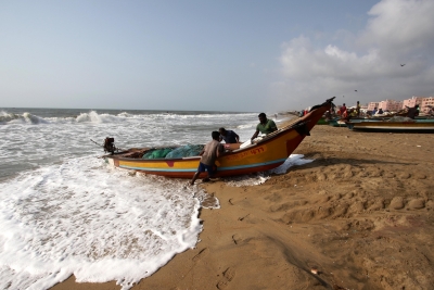  Sri Lankan Navy Attacks Us, Claim Indian Fishermen In Tn-TeluguStop.com