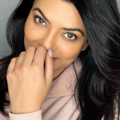 Sushmita Sen Writes An Enigmatic Post About Happiness After A Breakup Sushmita Sen Writes An Enigmatic Post About Happiness After A Breakup-TeluguStop.com