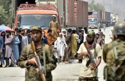 Taliban Commander Warns Pak Against Firing At Afghanistan Taliban Commander Warns Pak Against Firing At Afghanistan-TeluguStop.com