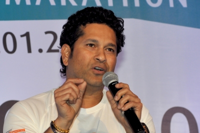  Tendulkar Empathises Hamilton’s F1 Title Disappointment-TeluguStop.com