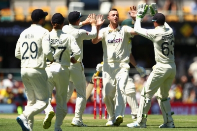  The Ashes, 1st Test: Technology Fails As 13 No-balls Are Not Called On Day 2.-TeluguStop.com