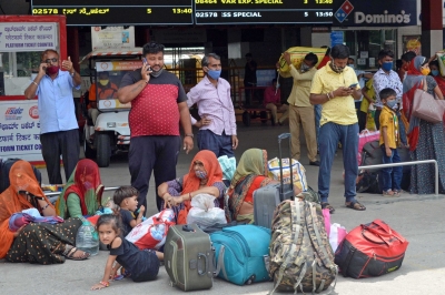  29 Migrant Workers From Up Test Covid Positive In K’taka #migrant #covid-TeluguStop.com