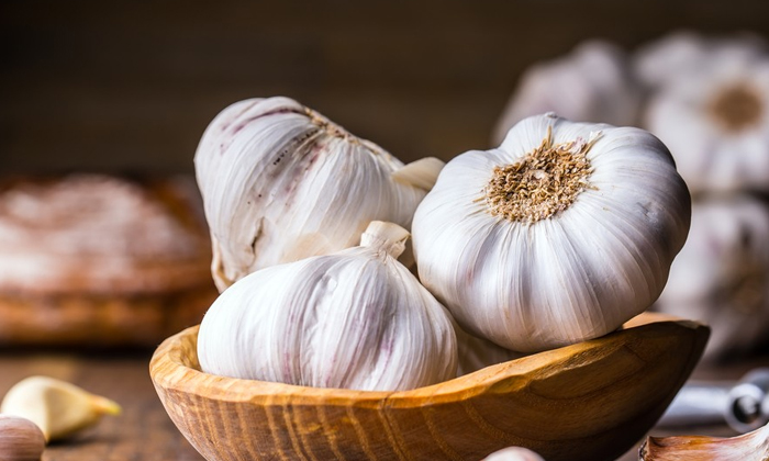  Benefits Of Garlic And Water , Garlic, Water, Anti Bactirial, Pomegranate Juice-TeluguStop.com