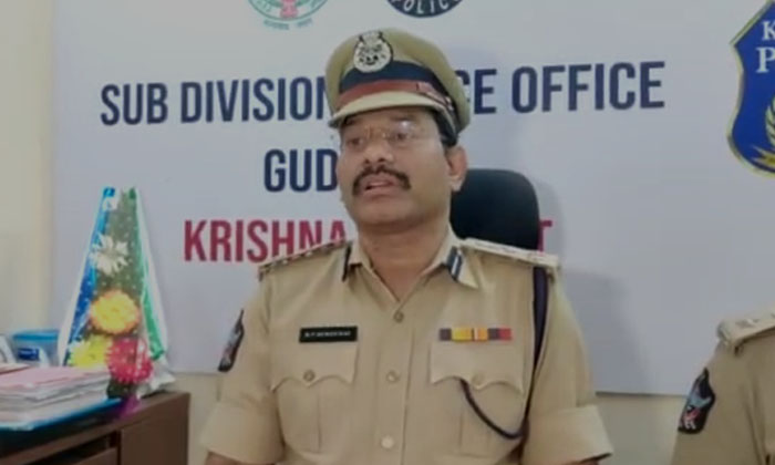  Dig Mohan Rao Has Ordered A Full Investigation Into The Incident At Gudivada, Di-TeluguStop.com