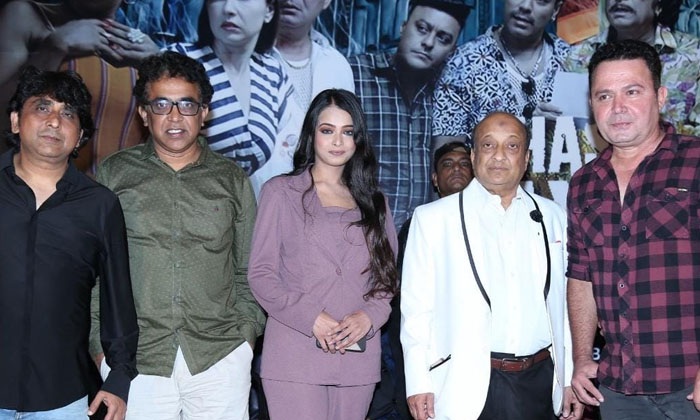  Pan India Film Fuss Gaye Yaro Pre-release Function !! Mast Ali, Aziz Nazir, Elen-TeluguStop.com