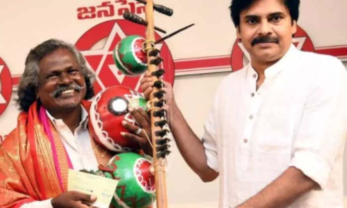  Padma Shri Award For Kinnera Artist Mogulaiah And Pawan Kalyan Reaction On Padm-TeluguStop.com