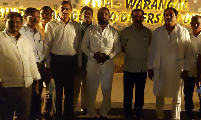  The Ministers Who Inspected The Warangal Bhadrakali Bund Were Errabelli Dayakar-TeluguStop.com