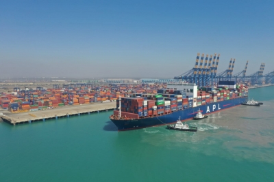  Adani’s Mundra Port Handles The Largest Ever Container Vessel To Call On I-TeluguStop.com