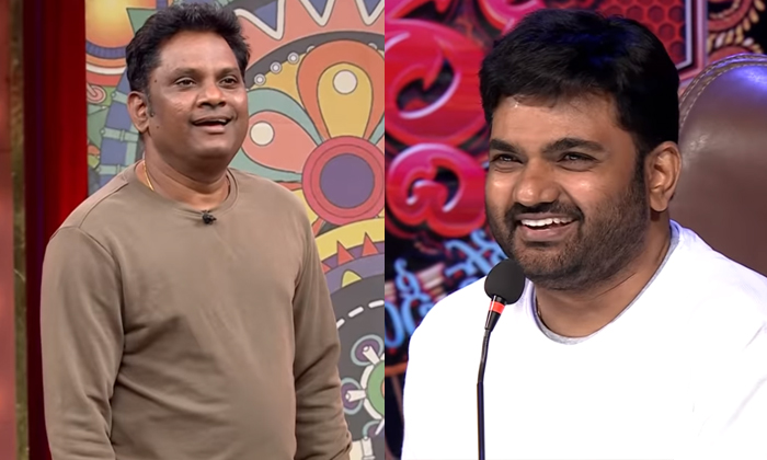  Anchor Anasuya Shocking Comments About Tagubotu Ramesh Details, Tagubotu Ramesh,-TeluguStop.com