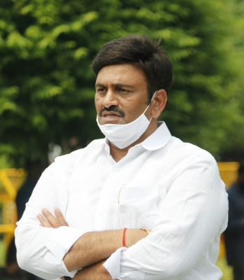  Andhra Cid Summons Rebel Ysrcp Mp In Sedition Case #andhra #ysrcp-TeluguStop.com