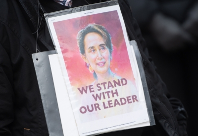 Aung San Suu Kyi Sentenced To 4 More Years In Jail #aung #sentenced-TeluguStop.com