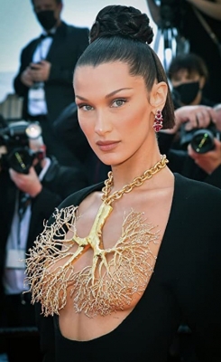  Bella Hadid Quits Drinking After Seeing Her Brain Scan #bella #hadid-TeluguStop.com