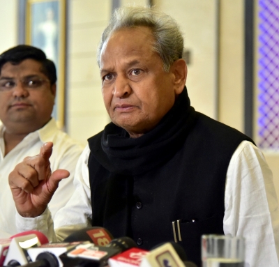  Bjp Targeting Channi Because He Is A Dalit Cm: Gehlot-TeluguStop.com