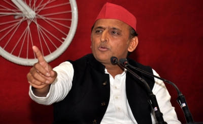  Bjp Targetting Jain Community Through Raids: Akhilesh-TeluguStop.com