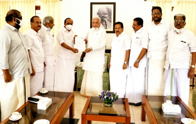  Cong Calls On Kerala Guv, Urges Not To Approve Ordinance On Lokayukta #cong #ker-TeluguStop.com