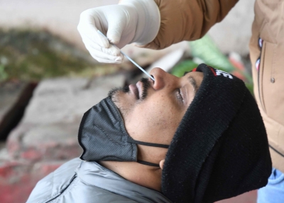  Delhi Reports Marginal Rise In Covid Cases #delhi #marginal-TeluguStop.com