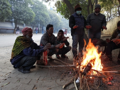  Delhi Wakes Up To Another Cold Day #delhi #-TeluguStop.com