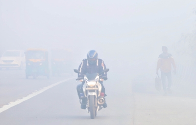  Dense Fog In Delhi, Visibility At Palam Reduced To 50m #dense #delhi-TeluguStop.com