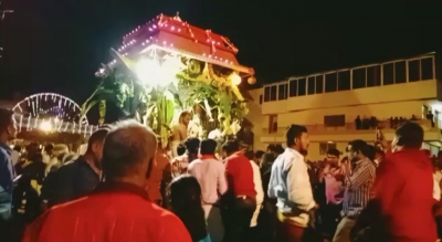  Fir Against Priest, 8 Others For Holding ‘rathothsav’ Violating Covi-TeluguStop.com