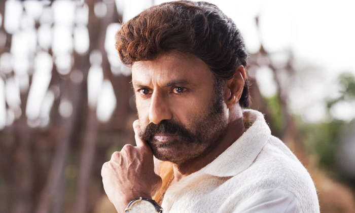  Star Hero Balakrishna First Reaction  About Cm Jagan Decision , Balakrishna, Cm-TeluguStop.com