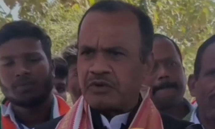  Mp Komati Venkat Reddy Comment On Dalitha Bandu, Komati Venkat Reddy , Ts Cong-TeluguStop.com