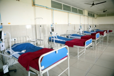  K’taka Govt Asks Private Hospitals To Reserve 50% Of Beds For Covid Patien-TeluguStop.com