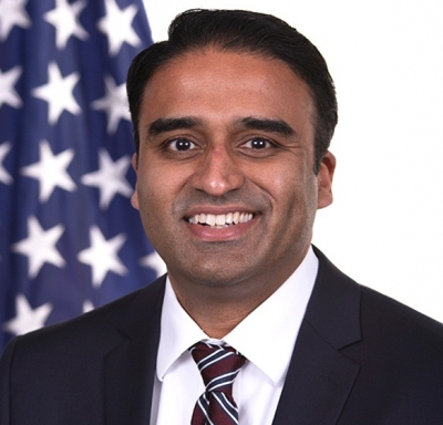  Maju Varghese Quits As White House Military Office Head #maju #varghese-TeluguStop.com