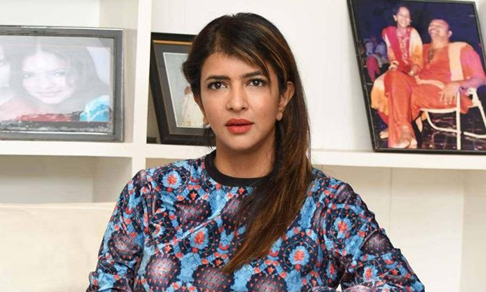  Manchulakshmi Shared A Photo Saying That Netizens Trolls, Manchu Lakshmi, Tollyw-TeluguStop.com