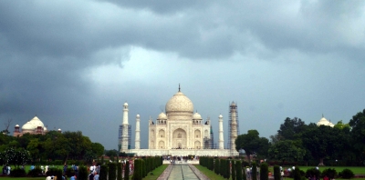  Offline Sale Of Tickets For Taj Mahal Stopped-TeluguStop.com