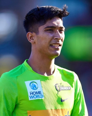  Pakistan Pacer Hasnain Set To Undergo Test On His Bowling Action #pakistan #pace-TeluguStop.com