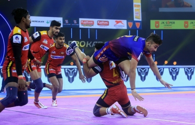  Pkl 8: Bengaluru Bulls Thrash Dabang Delhi Kc 61-22 #bengaluru #bulls-TeluguStop.com