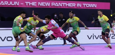  Pkl 8: Jaipur Pink Panthers Prevail Over Patna Pirates #jaipur #panthers-TeluguStop.com