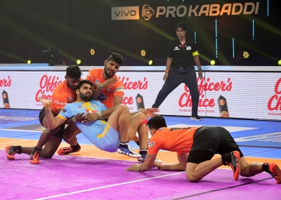  Pkl 8: U Mumba, Up Yoddha Share Spoils In Closely-fought Tie-TeluguStop.com