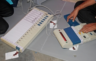  Political Parties In Tn Urge Sec To Hold Urban Local Body Polls In Single Phase-TeluguStop.com