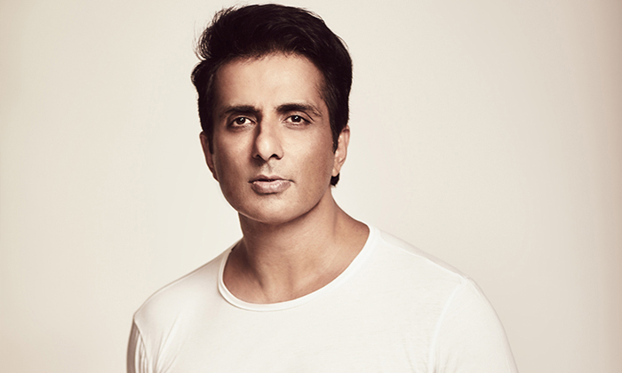  Real Hero Sonusood Name Missing In Padma Awards Details,  Sonu Sood, Padma Award-TeluguStop.com