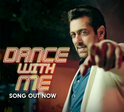  Salman Khan Releases His Track ‘dance With Me’ #salman #khan-TeluguStop.com