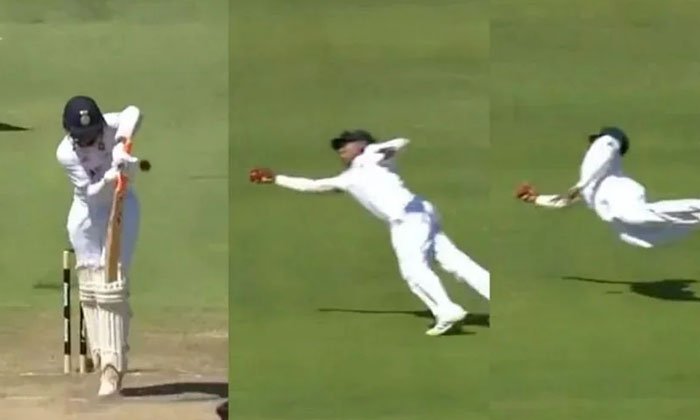  This Is Not A Normal Fielding Boss  Caught Flying Like A Cheetah,  Fielding,  Cr-TeluguStop.com