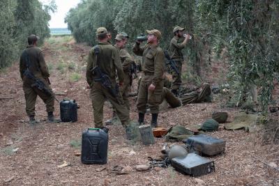  Israeli Army: Two Gaza Rockets Are Shot Off Tel Aviv’s Coast-TeluguStop.com