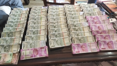  Unaccounted Rs 1.74 Cr Cash, 11 Kg Opium Seized In Poll-bound Punjab #cash #opiu-TeluguStop.com