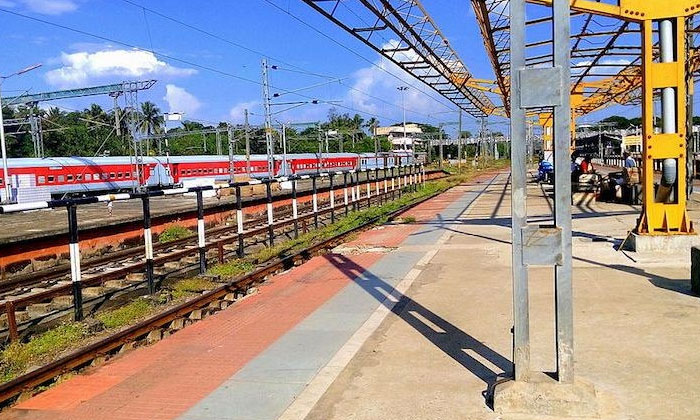  Do You Know About This Unnamed Railway Station?,  Unnamed Railway Station,   Vir-TeluguStop.com