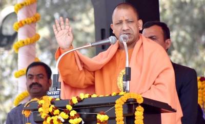  Yogi Asks Officials To Sell Assets Of Sugar Mills To Pay Farmers #yogi #official-TeluguStop.com