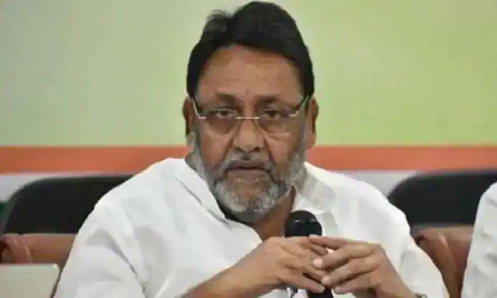  Ed Officials Probe Maharashtra Minister In Money Laundering Case!-TeluguStop.com