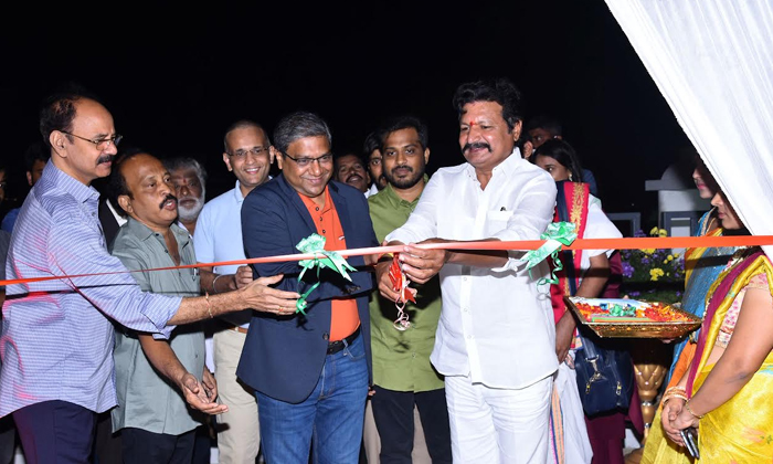  Mg Motor India Expands Its Retail Presence In Andhra Pradesh; Opens Sales Facili-TeluguStop.com