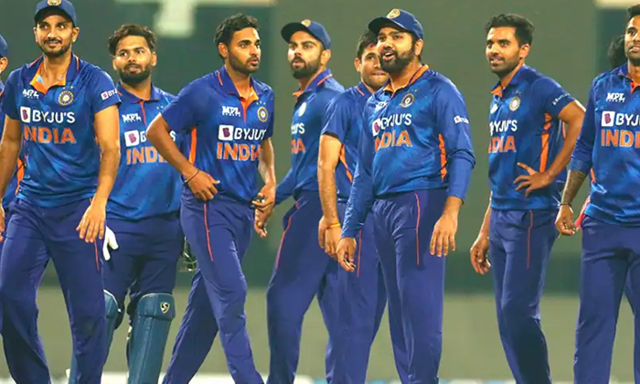  Teamindia Tops After Six Years, Team India, Player's, Top, After,6 Years, Lates-TeluguStop.com