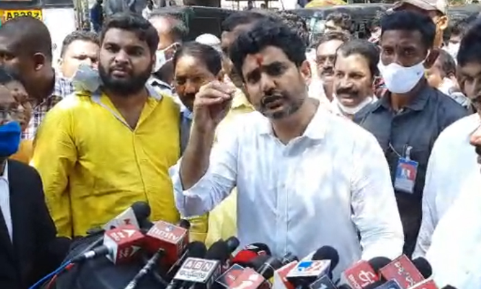  Nara Lokesh Appearing In Visakhapatnam Court , Visakhapatnam Court , Nara Lokesh-TeluguStop.com