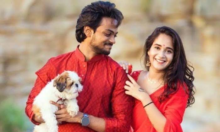  Deepthi Sunaina And Shannu Meeting News Fake , Deepthi Sunaina , Shannu , Mee-TeluguStop.com